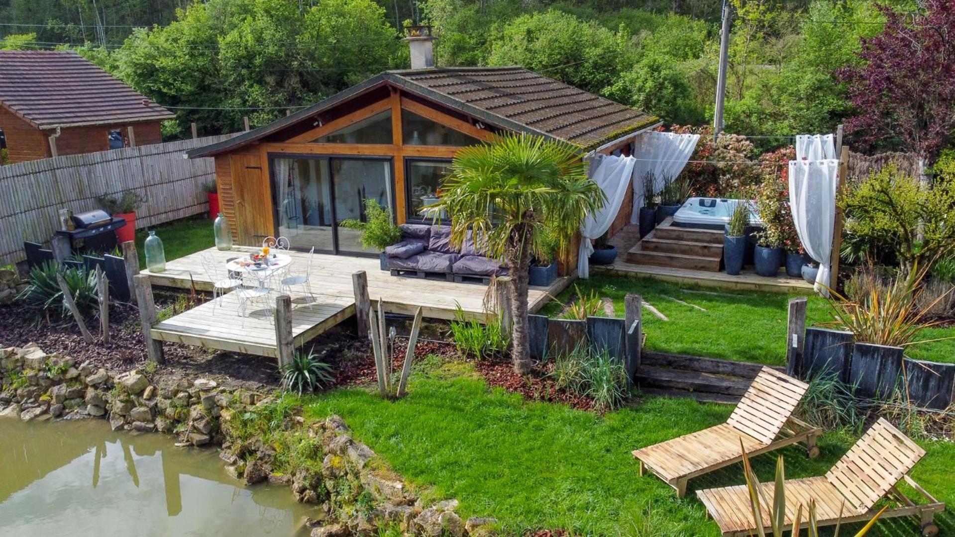 Kaebane 85, Lodge Avec Spa Au Bord De L'Eau Prouilly Esterno foto